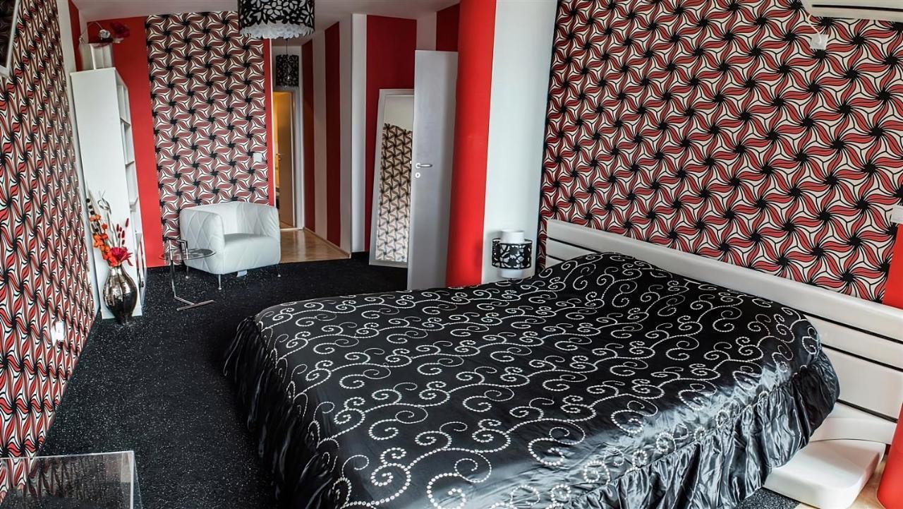 Luxury Apartments Burgas Екстер'єр фото